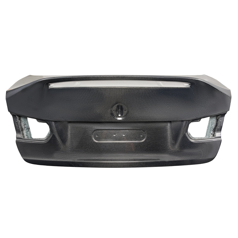 BMW F80（M3）F82（M4）F30/F32 Carbon Trunk